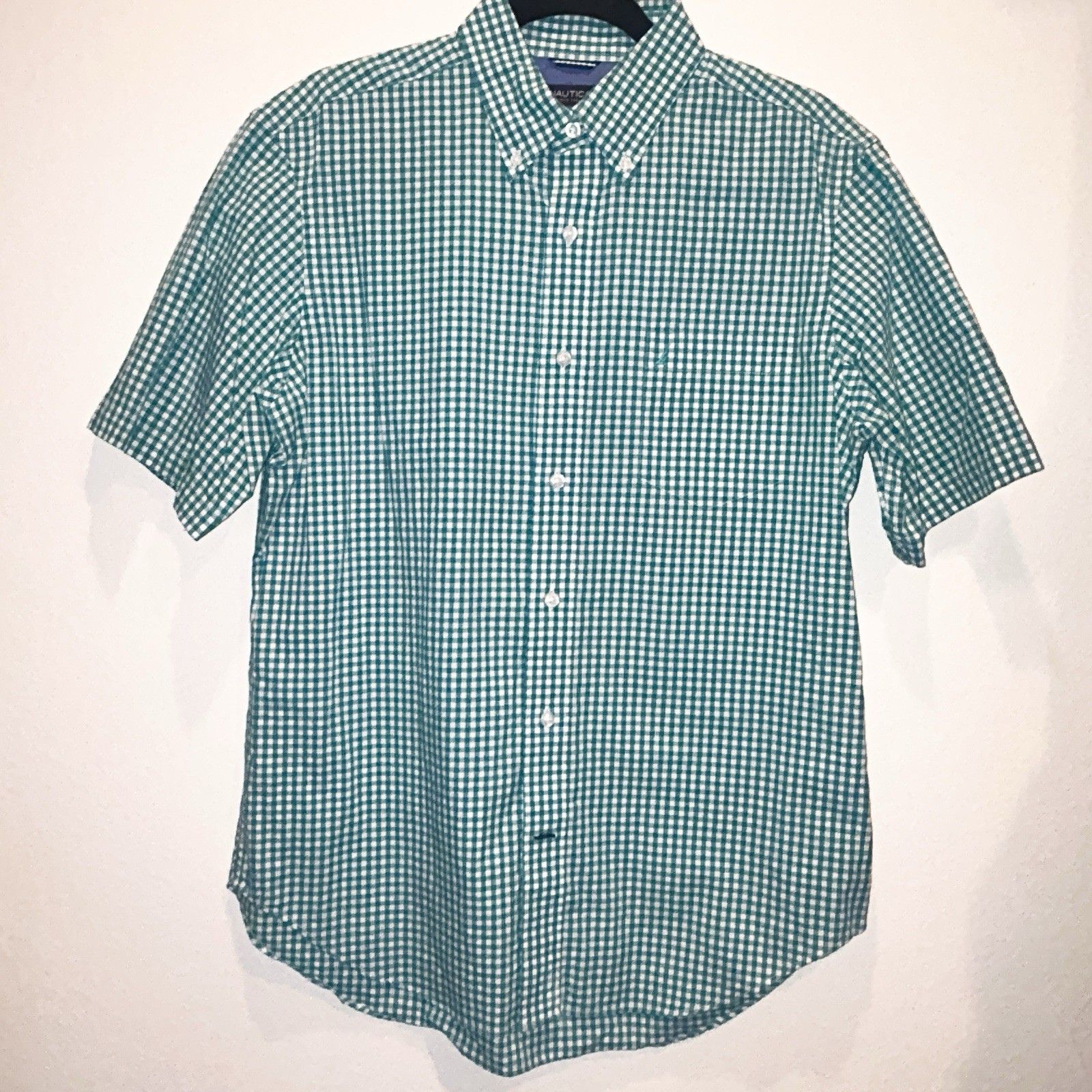 Nutica Men’s M Short Sleeve Button Down Shirt